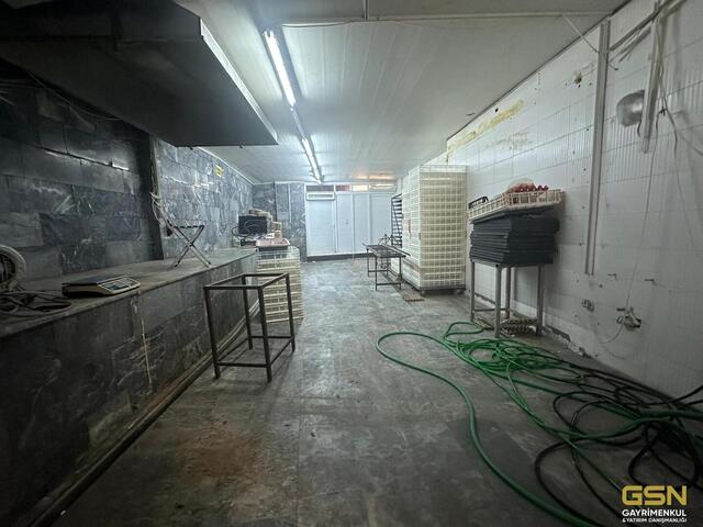 34-İZMİR BORNOVA PINARBAŞINDA SATILIK İŞYERİ VE ARAZİ